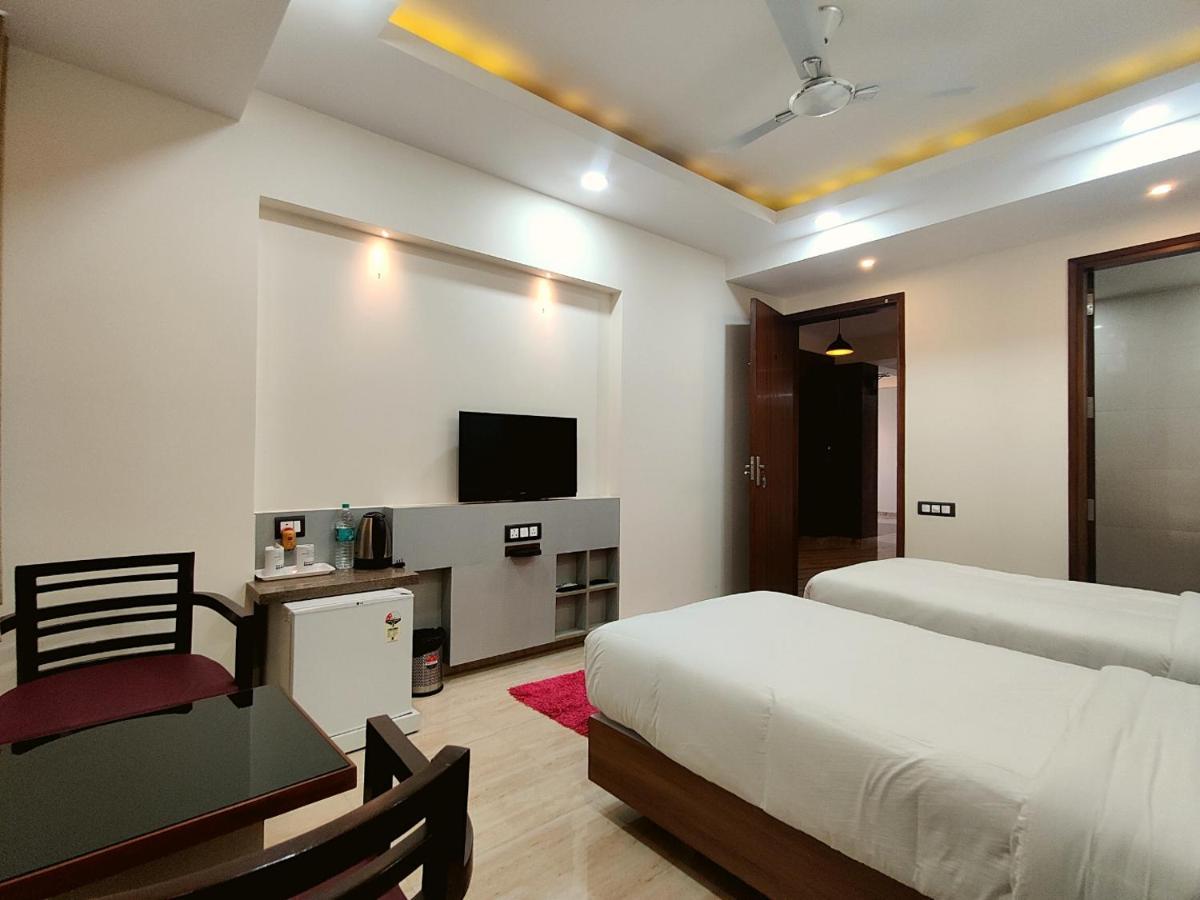 The Shacon Hotel โนอิดา ภายนอก รูปภาพ