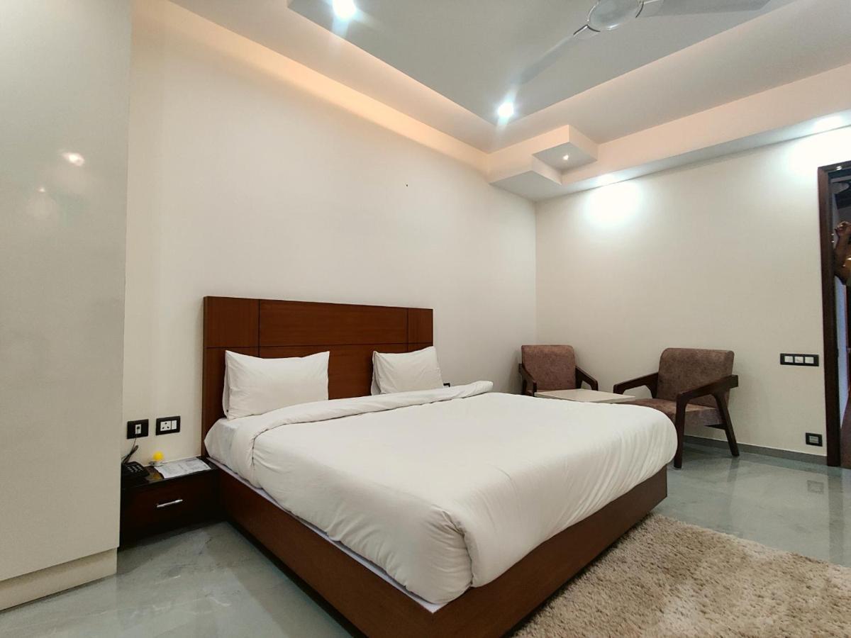 The Shacon Hotel โนอิดา ภายนอก รูปภาพ